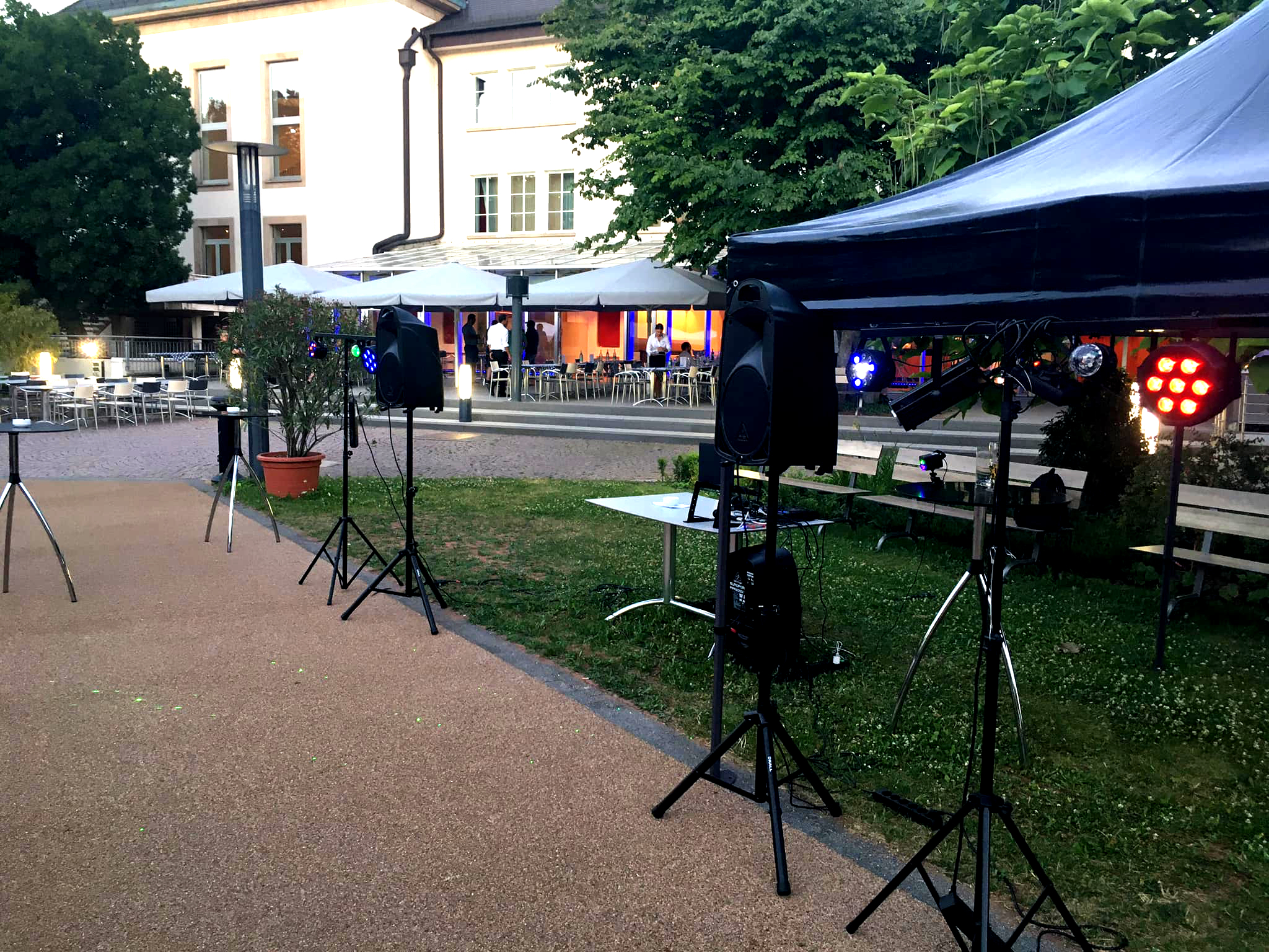 Hochzeitsparty heidelberg, Firmenfeier heidelberg, Geburtstagsparty heidelberg, Eventlocation mieten heidelberg, hochzeit dj Mannheim, dj hochzeit heidelberg, dj, hochzeit schloss heidelberg