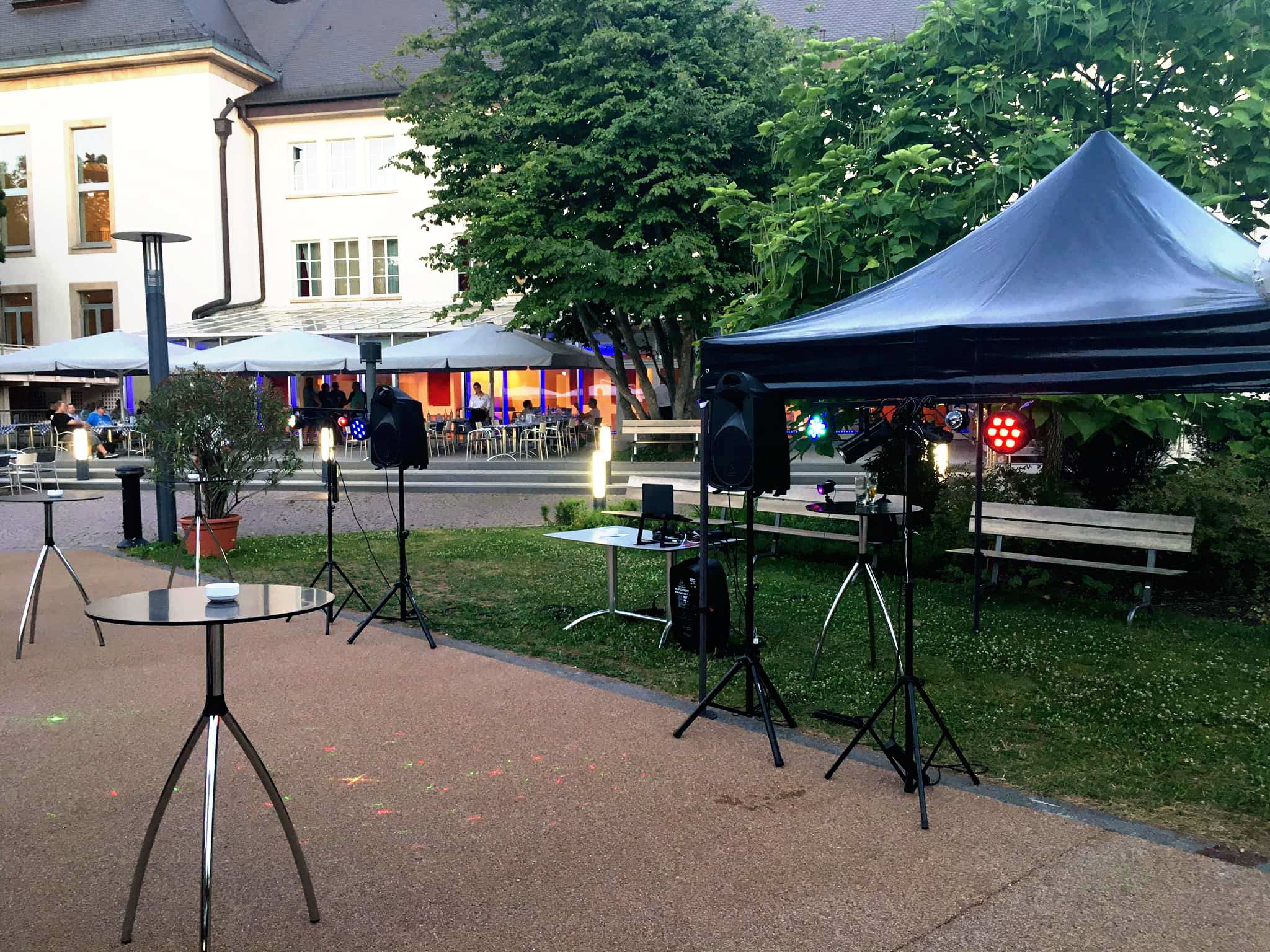 Hochzeitsparty heidelberg, Firmenfeier heidelberg, Geburtstagsparty heidelberg, Eventlocation mieten heidelberg, hochzeit dj Mannheim, dj hochzeit heidelberg, dj, hochzeit schloss heidelberg